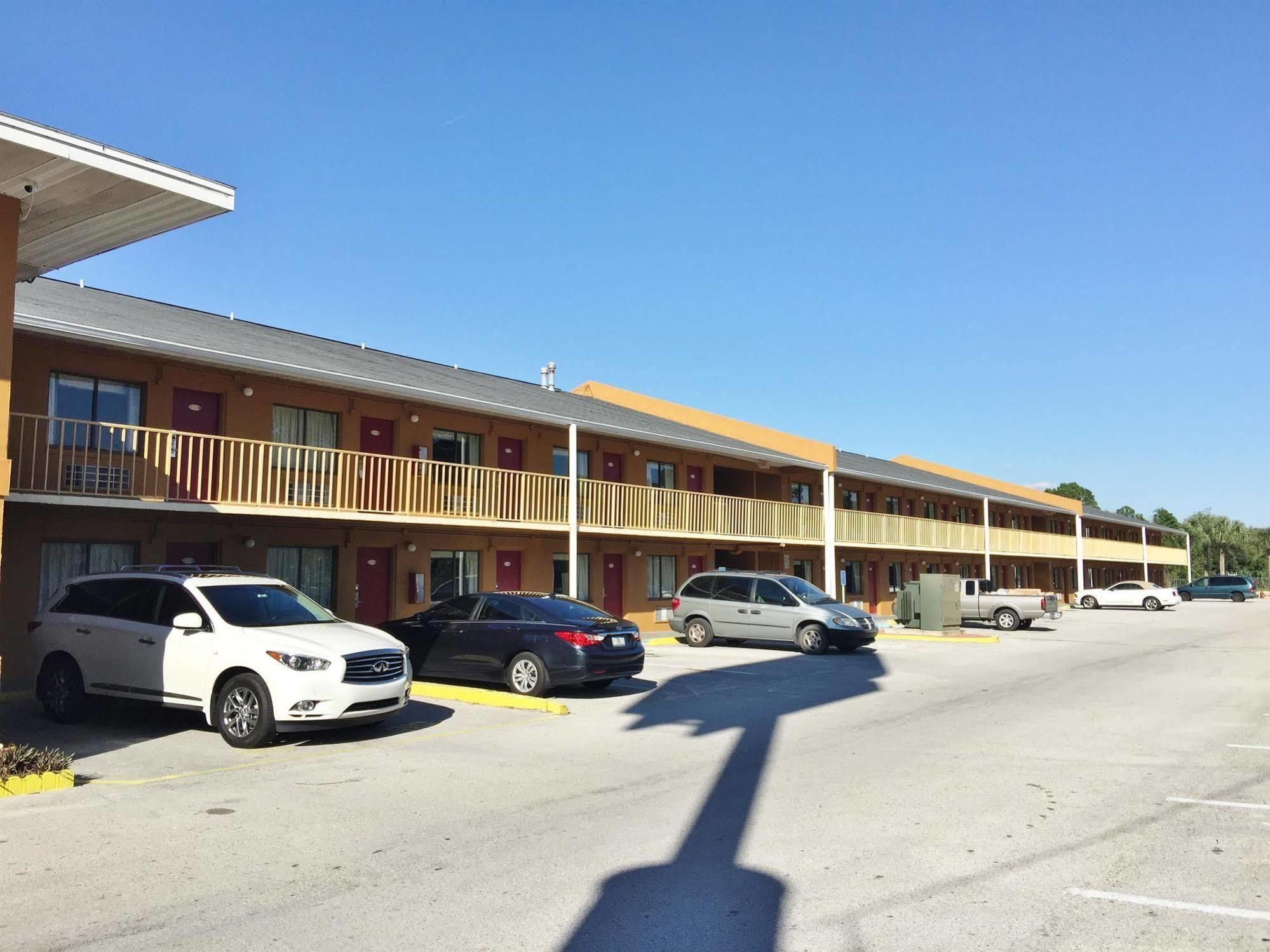 Country Hearth Inn- Kissimmee Luaran gambar